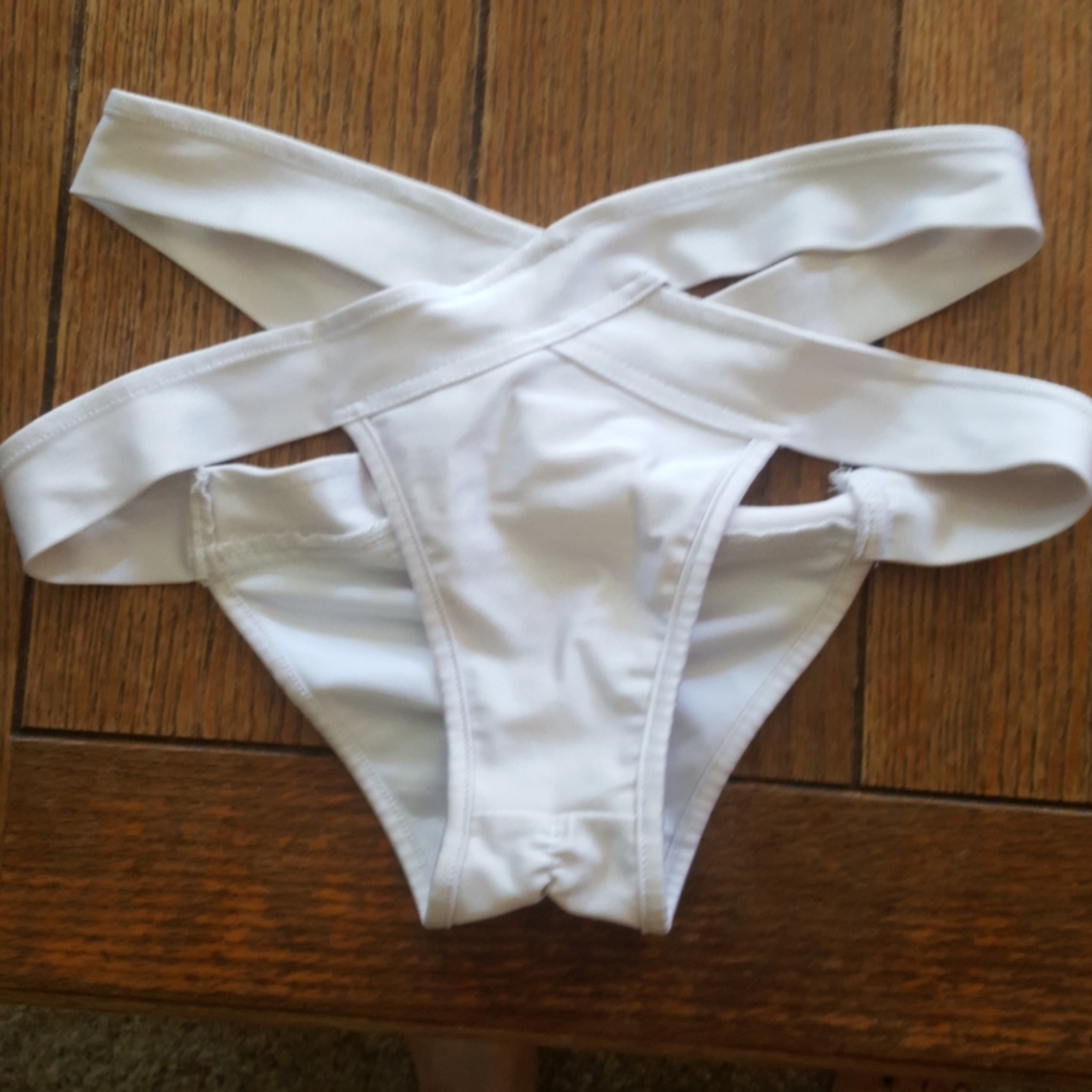 IHeartRaves strappy bottoms